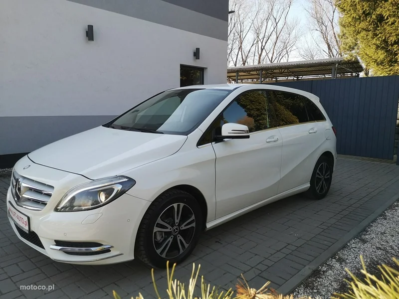 Mercedes-Benz Klasa B W246 B 180 13