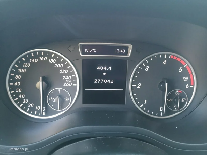 Mercedes-Benz Klasa B W246 B 180 16