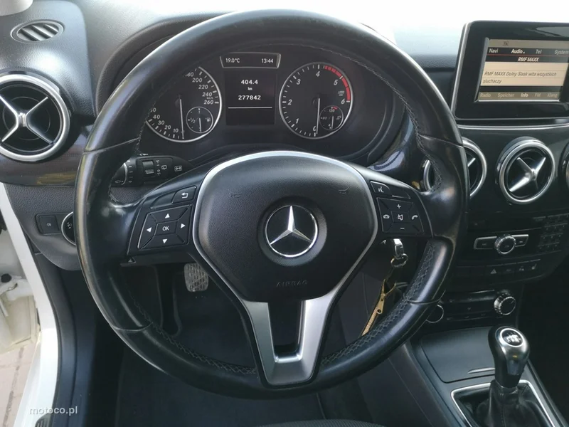Mercedes-Benz Klasa B W246 B 180 17