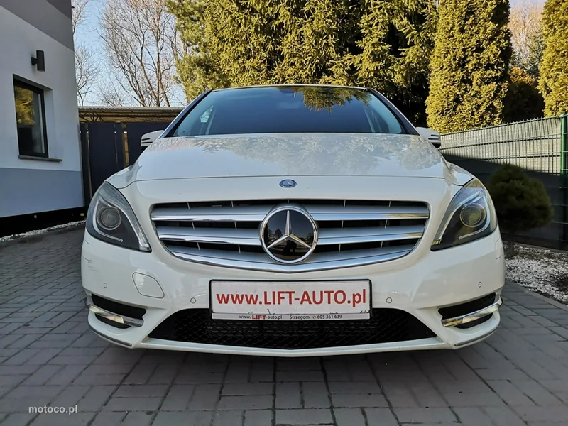 Mercedes-Benz Klasa B W246 B 180 4