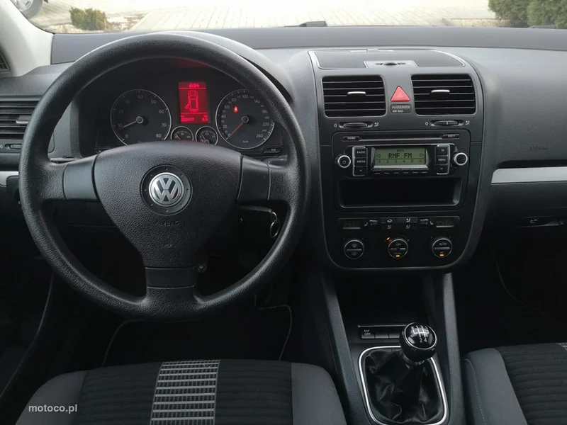 Volkswagen Golf V 14