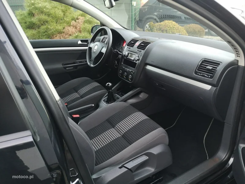 Volkswagen Golf V 18