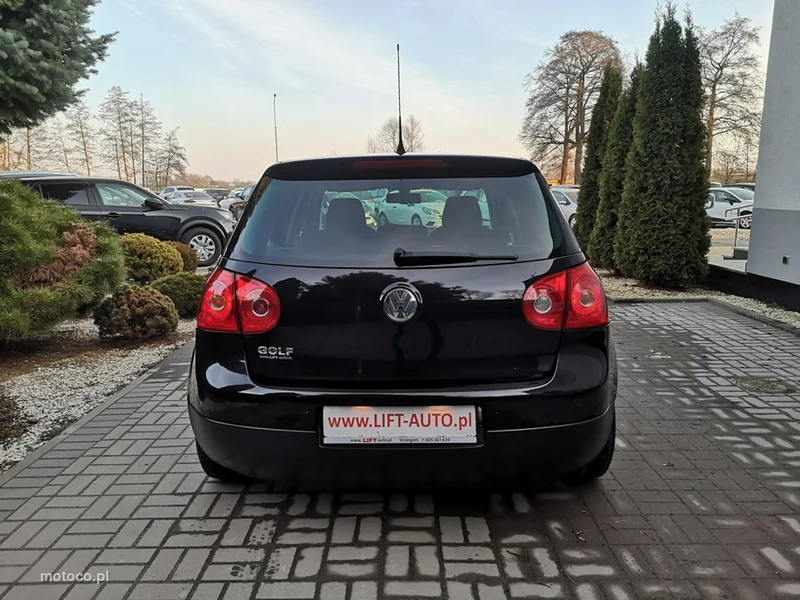 Volkswagen Golf V 7