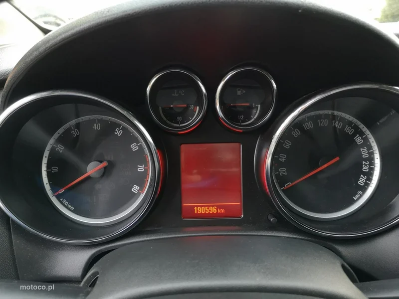 Opel Astra J 14