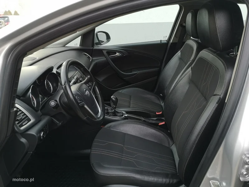 Opel Astra J 17