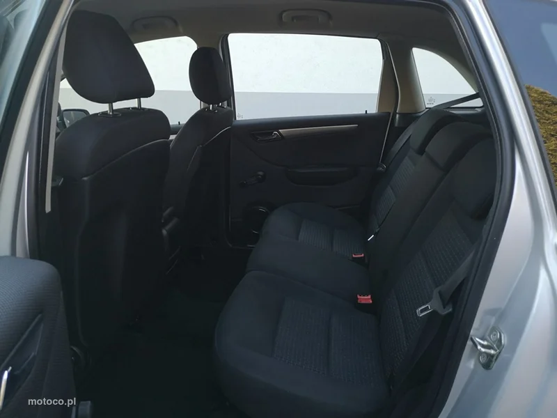 Mercedes-Benz Klasa B W245 B 180 17