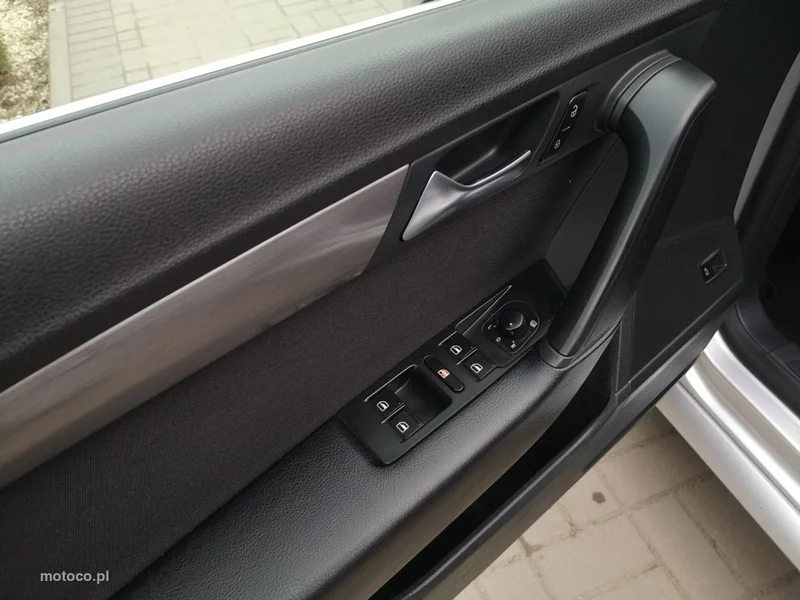 Volkswagen Passat B7 11