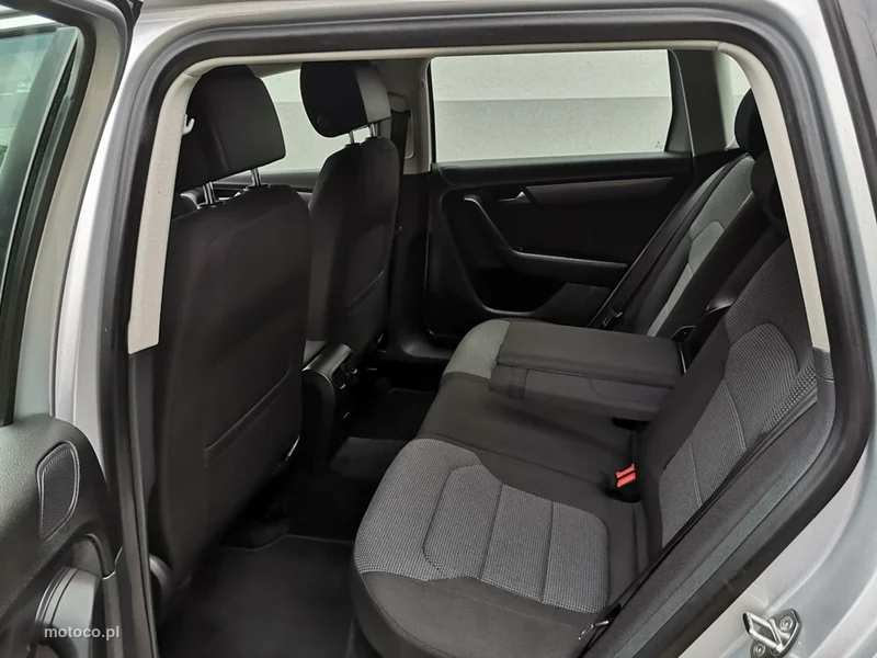Volkswagen Passat B7 19