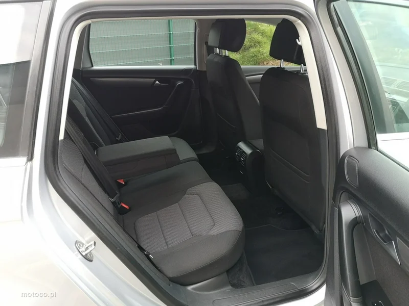 Volkswagen Passat B7 21