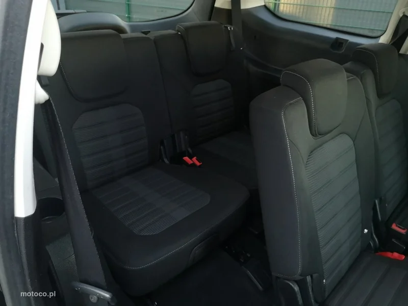 Ford Galaxy III 22