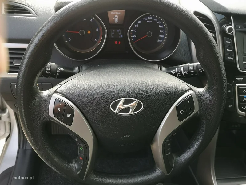 Hyundai i30 14