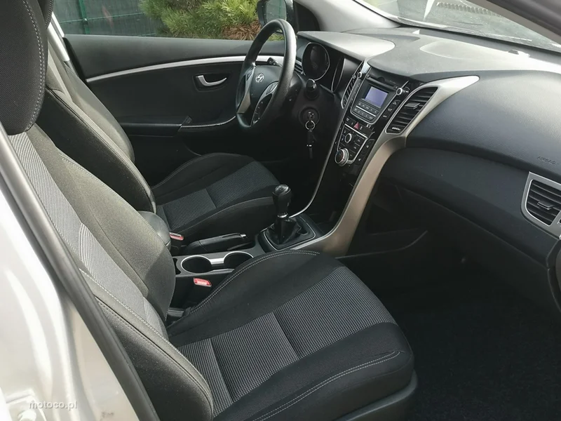 Hyundai i30 19