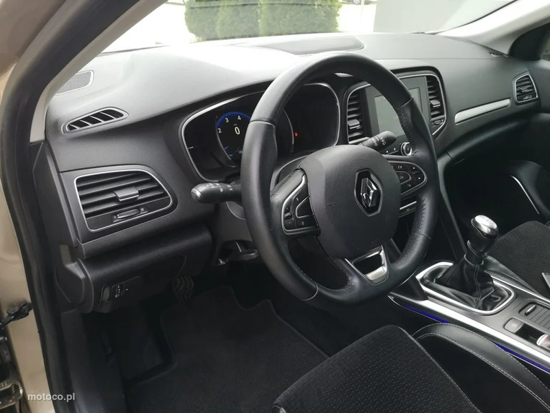 Renault Megane IV 12