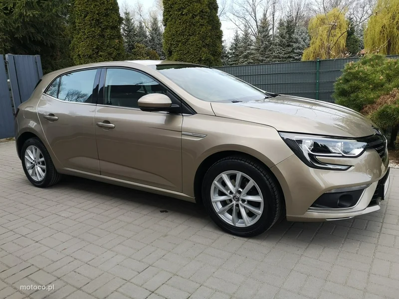 Renault Megane IV 4