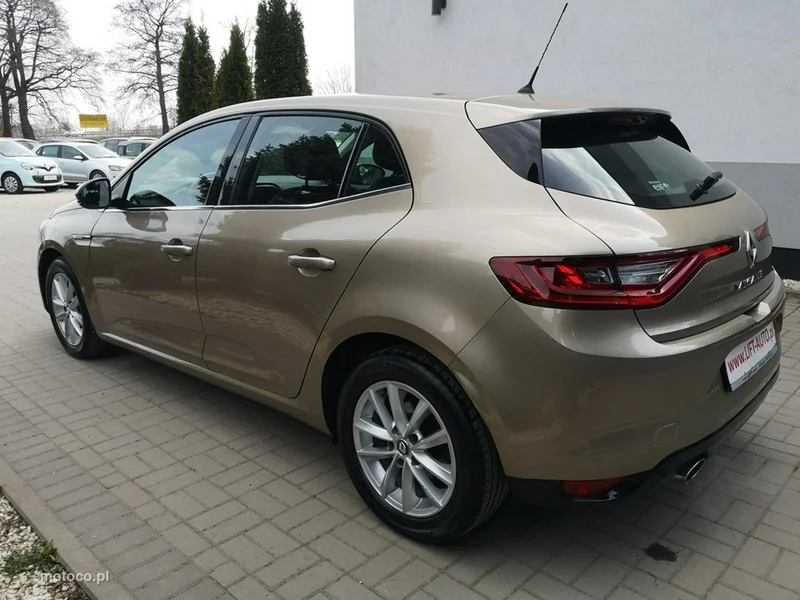 Renault Megane IV 9