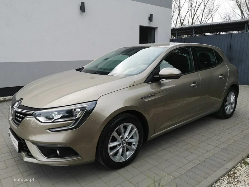 Renault Megane IV 10