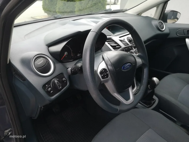 Ford Fiesta VI 12