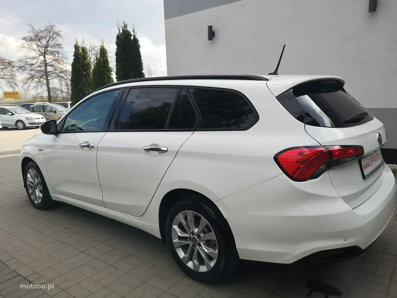 Fiat Tipo 9