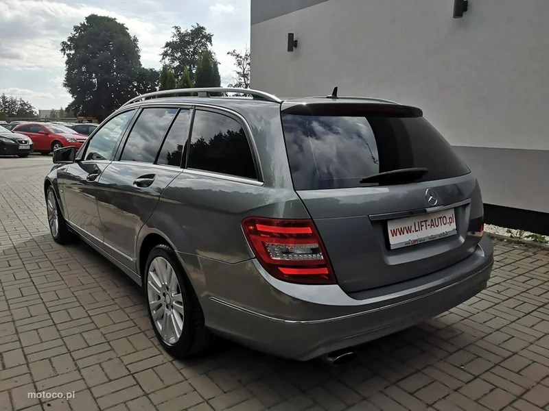 Mercedes-Benz Klasa C W204 C 200 9