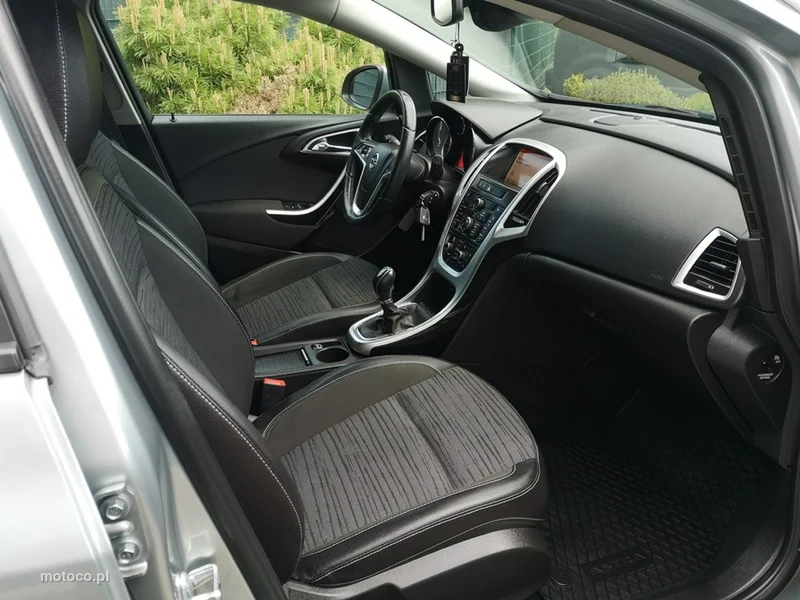 Opel Astra J 20