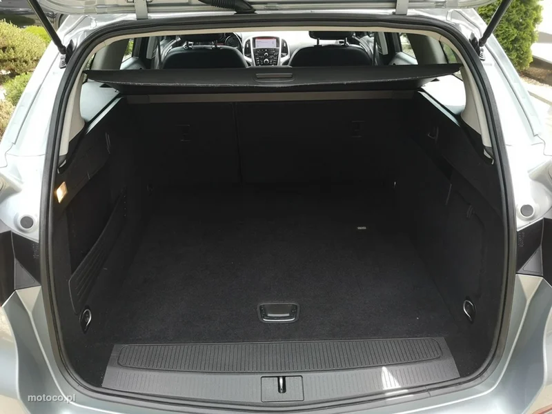 Opel Astra J 22