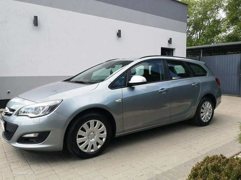 Opel Astra J 10