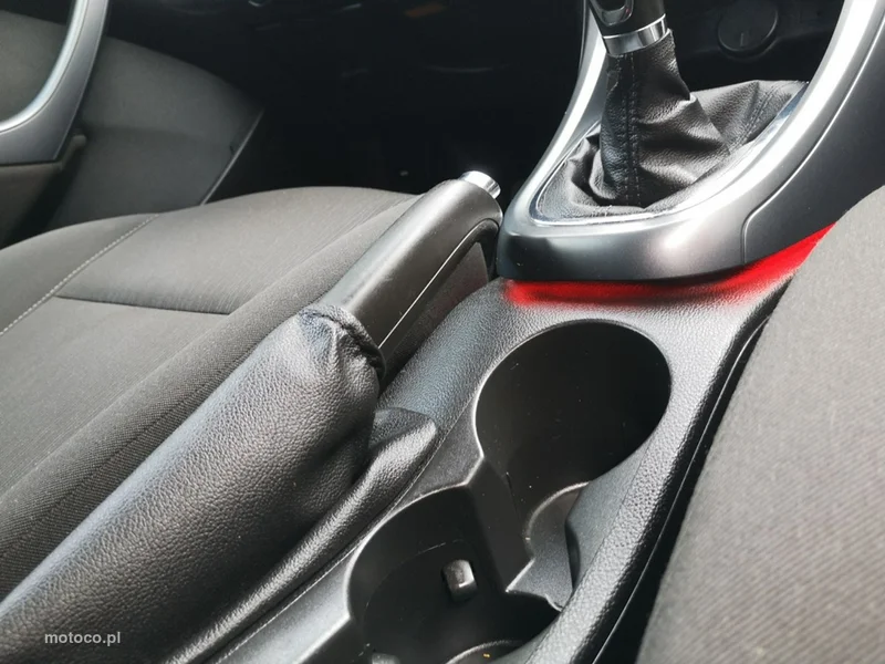Opel Astra J 15