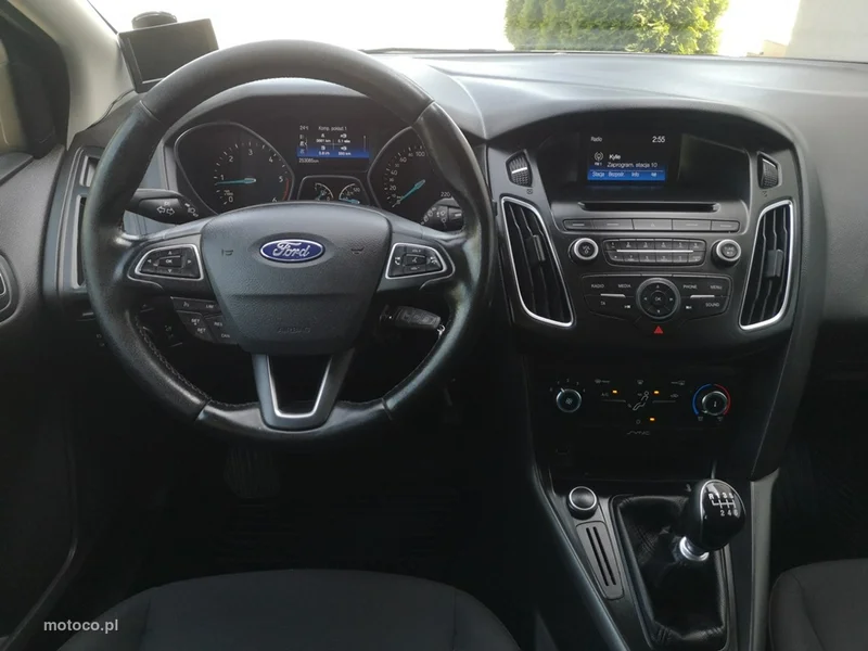 Ford Focus III 17