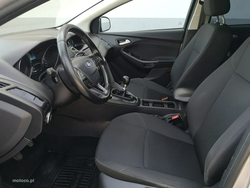Ford Focus III 18