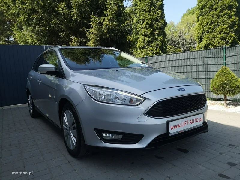 Ford Focus III 3