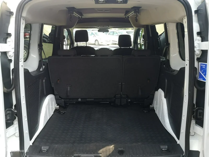 Ford Transit Connect 20
