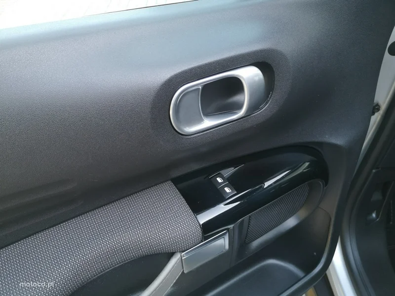 Citroen C4 Cactus 10