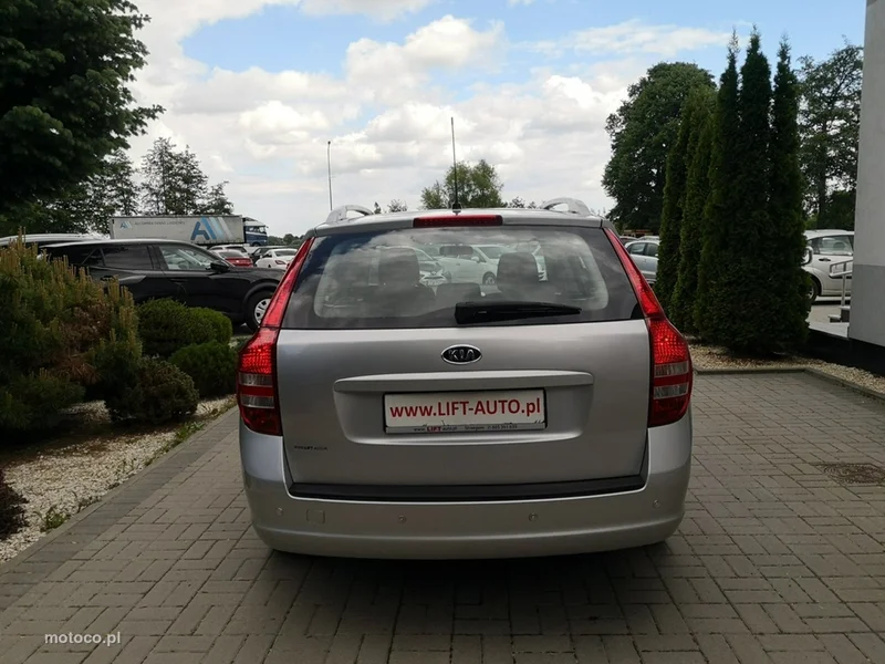 Kia Cee'd 7