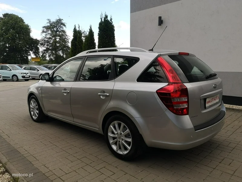 Kia Cee'd 9
