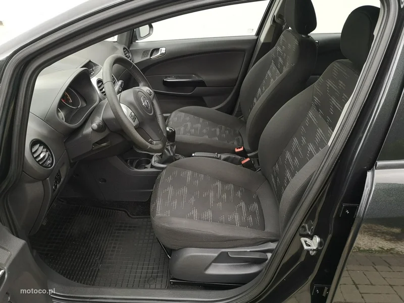 Opel Corsa D 12