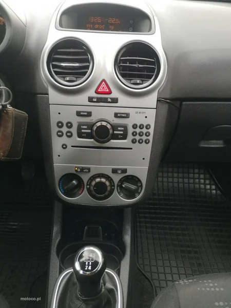Opel Corsa D 15