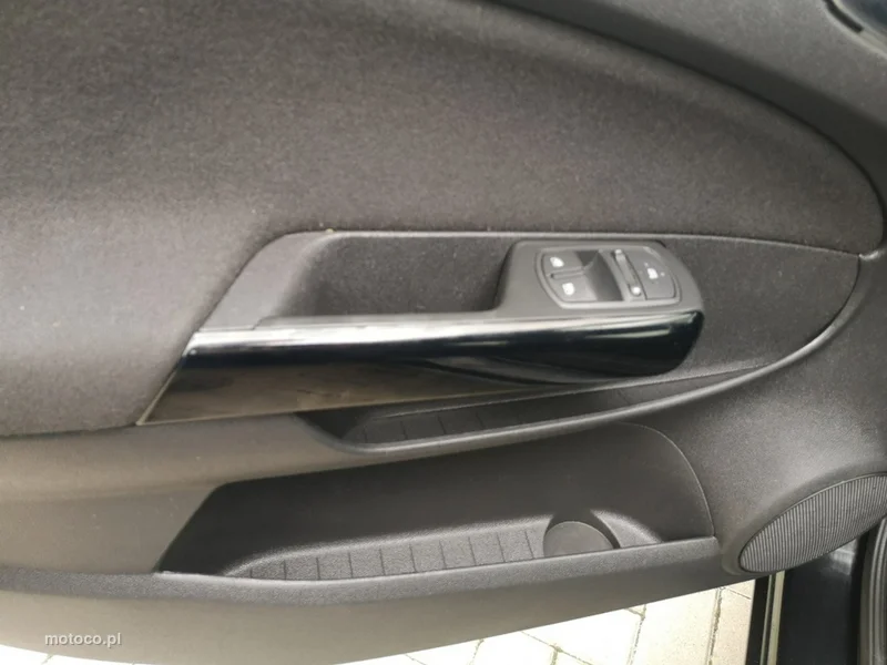 Opel Corsa D 10