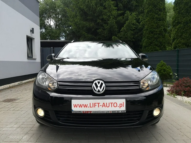 Volkswagen Golf VI 2