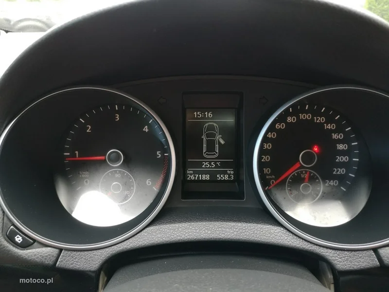 Volkswagen Golf VI 13