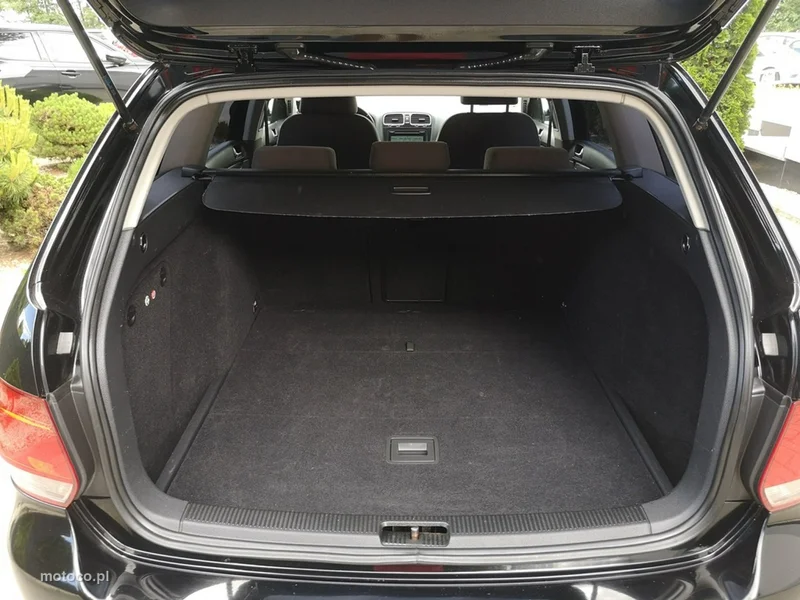 Volkswagen Golf VI 21