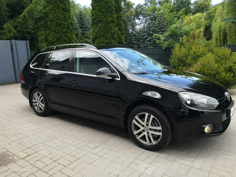 Volkswagen Golf VI 4