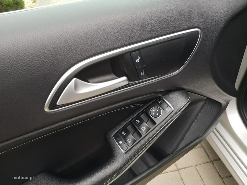 Mercedes-Benz Klasa A W176 A 180 11