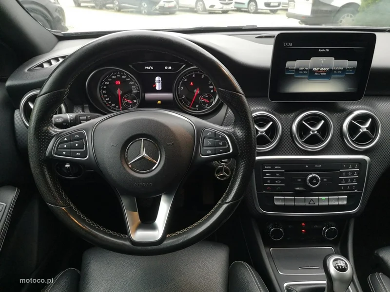 Mercedes-Benz Klasa A W176 A 180 16