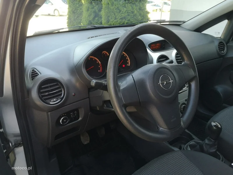 Opel Corsa D 11
