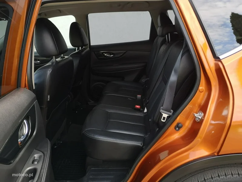 Nissan X-Trail 16