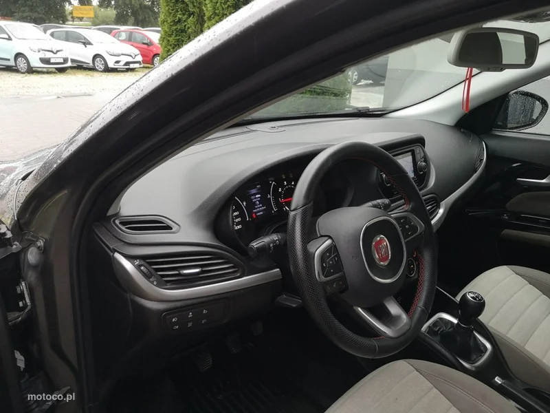Fiat Tipo 12