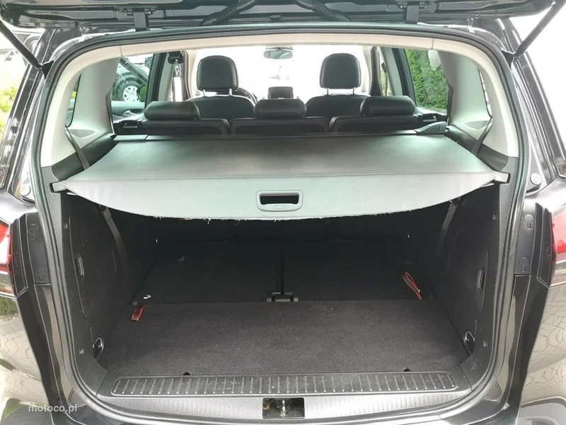 Opel Zafira C Tourer 25
