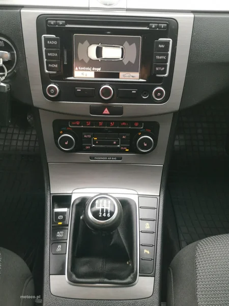 Volkswagen Passat B7 19
