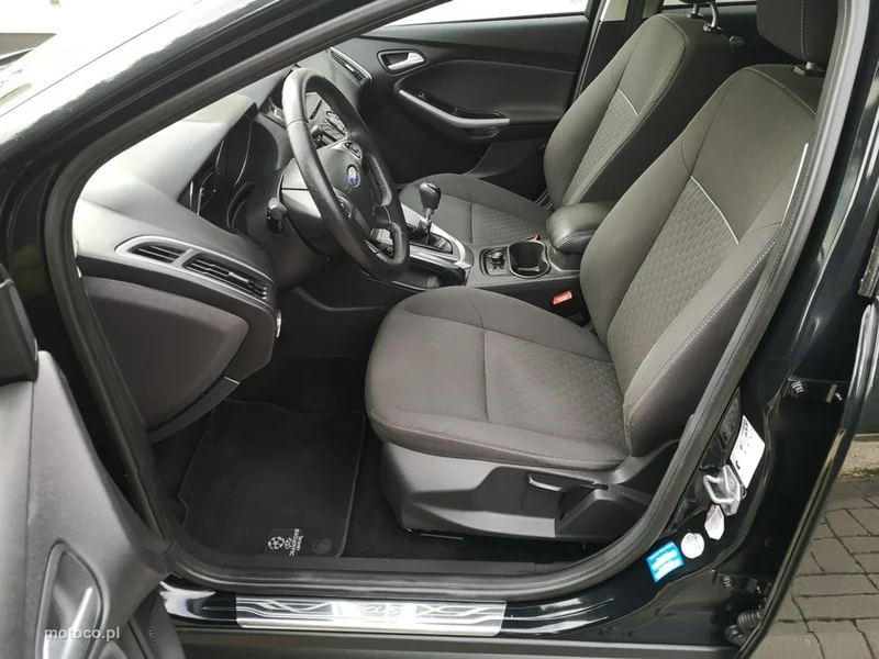 Ford Focus III 12