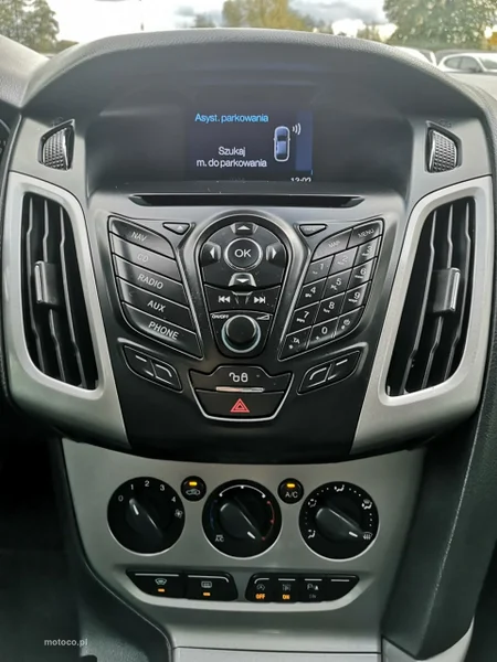 Ford Focus III 16